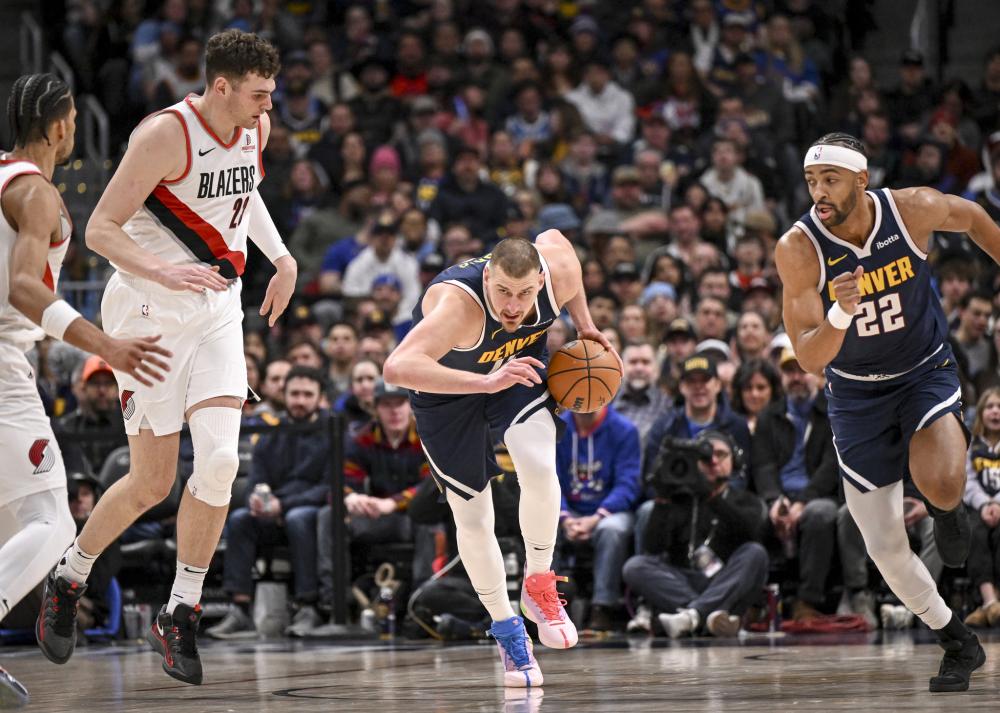 媒体和业内 媒体和业内