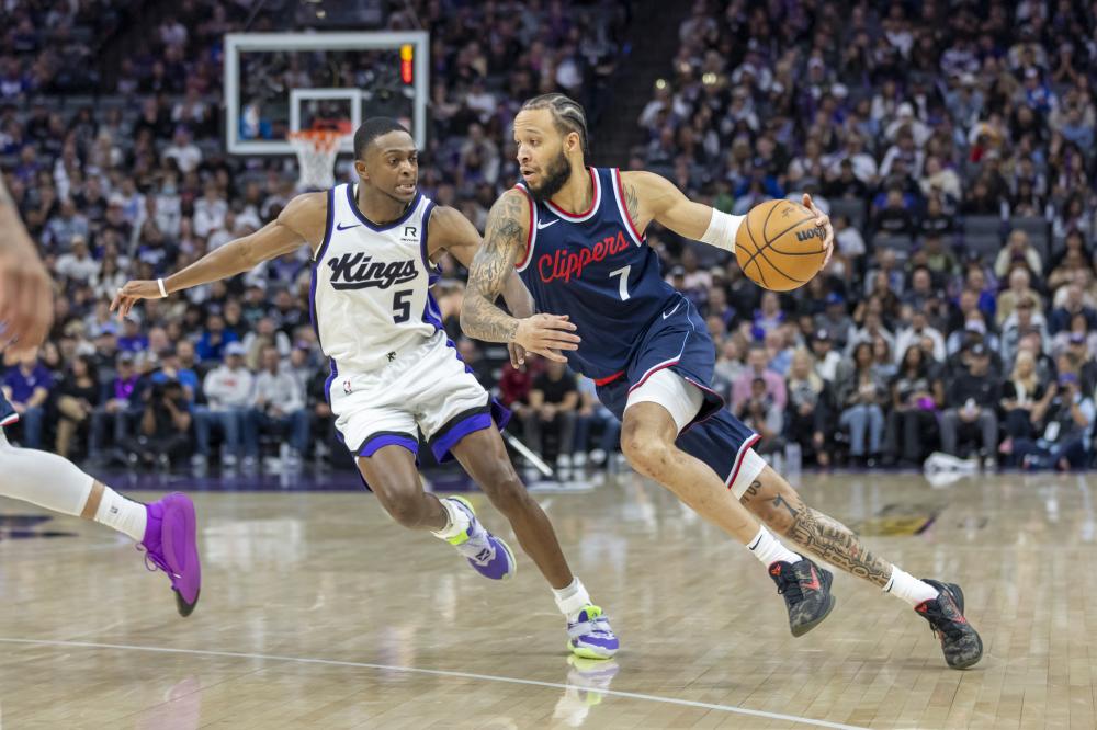 巴萨中场调 巴萨中场调