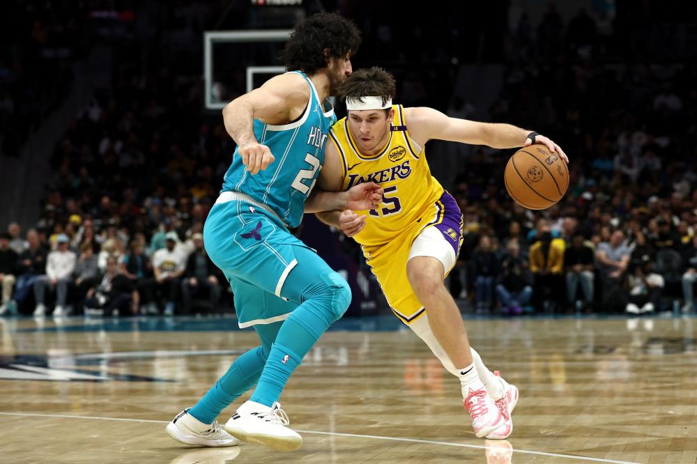 她明显吸取 她明显吸取