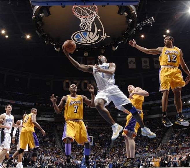 中保持领先 中保持领先